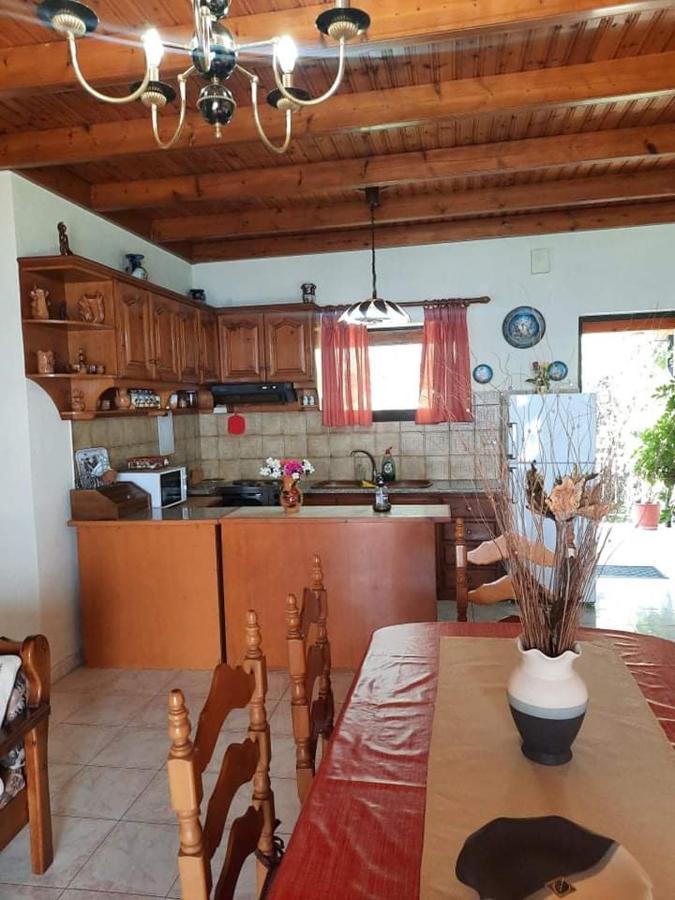 Emilios See View Apartment برباتي المظهر الخارجي الصورة