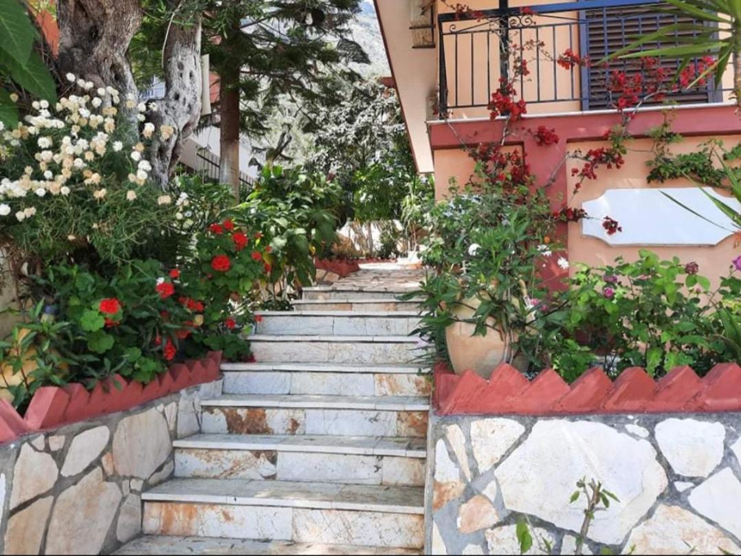 Emilios See View Apartment برباتي المظهر الخارجي الصورة